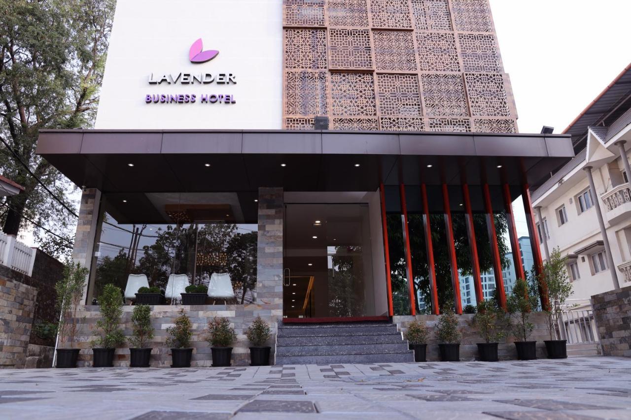Hotel Lavender Infopark Kochi Esterno foto